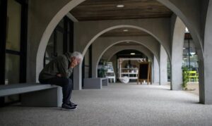 Alzheimer e outras demências são temas do Caminhos da Reportagem