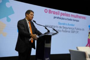 Encontro reforça enfrentamento ao feminicídio como política de Estado