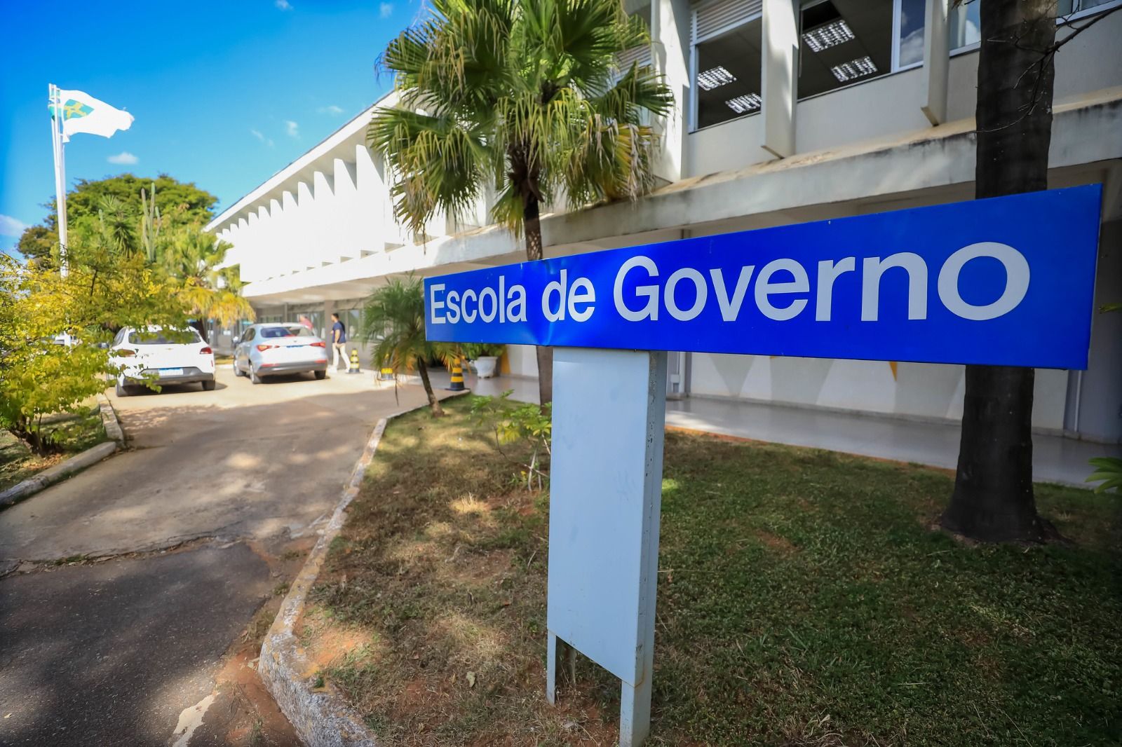 Escola de Governo tem vagas abertas em cursos gratuitos para servidores