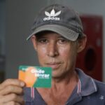 Agehab entrega escrituras e cartões do Aluguel Social em Jussara e Matrinchã