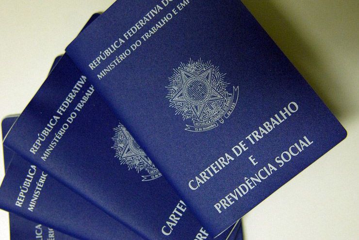 Agências do trabalhador disponibilizam quase 700 vagas de emprego nesta terça (17)