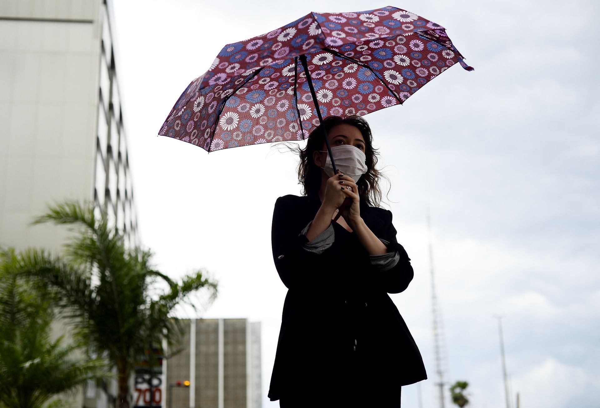 Aumento de casos de Síndrome Respiratória Aguda Grave no país demanda atenção