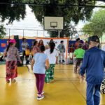 Bloco das Caliandras anima idosos e conviventes que frequentam centros de convivência do Gama