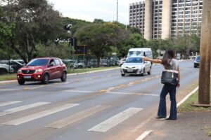 Brasília comemora 29 anos de respeito ao pedestre na faixa