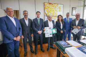 Brasília lança primeira rota turística com ônibus movido a hidrogênio verde no país