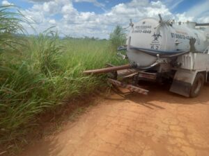 Condutor de caminhão é multado por descarte irregular de resíduos em Área de Proteção Ambiental