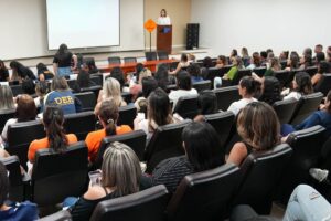 DER-DF encerra mês de março com homenagem às mulheres