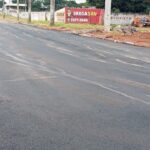 Equipes reparam afundamento de solo em rua do Setor O, em Ceilândia