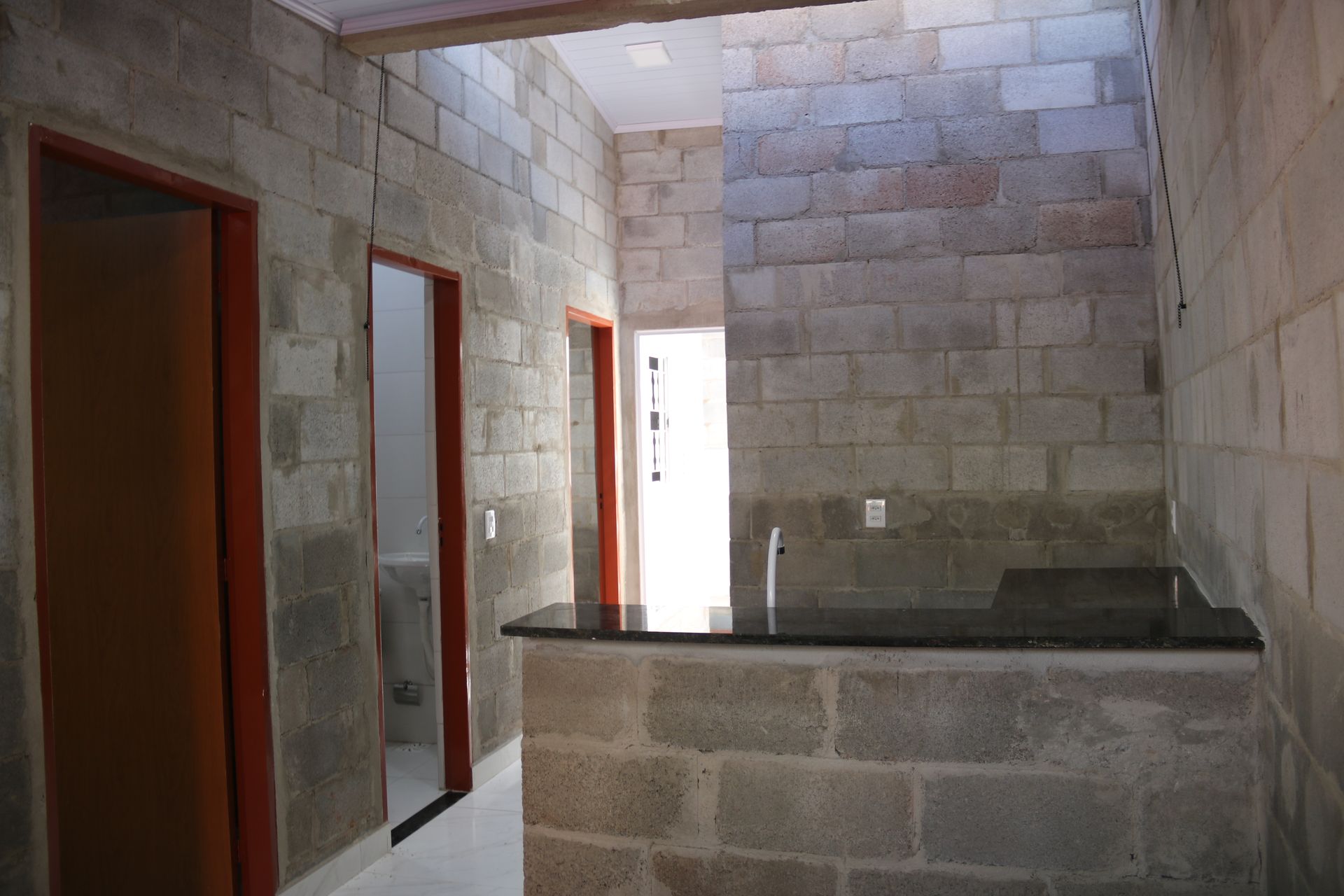 Família na Estrutural recebe casa completamente reformada por meio do programa Melhorias Habitacionais