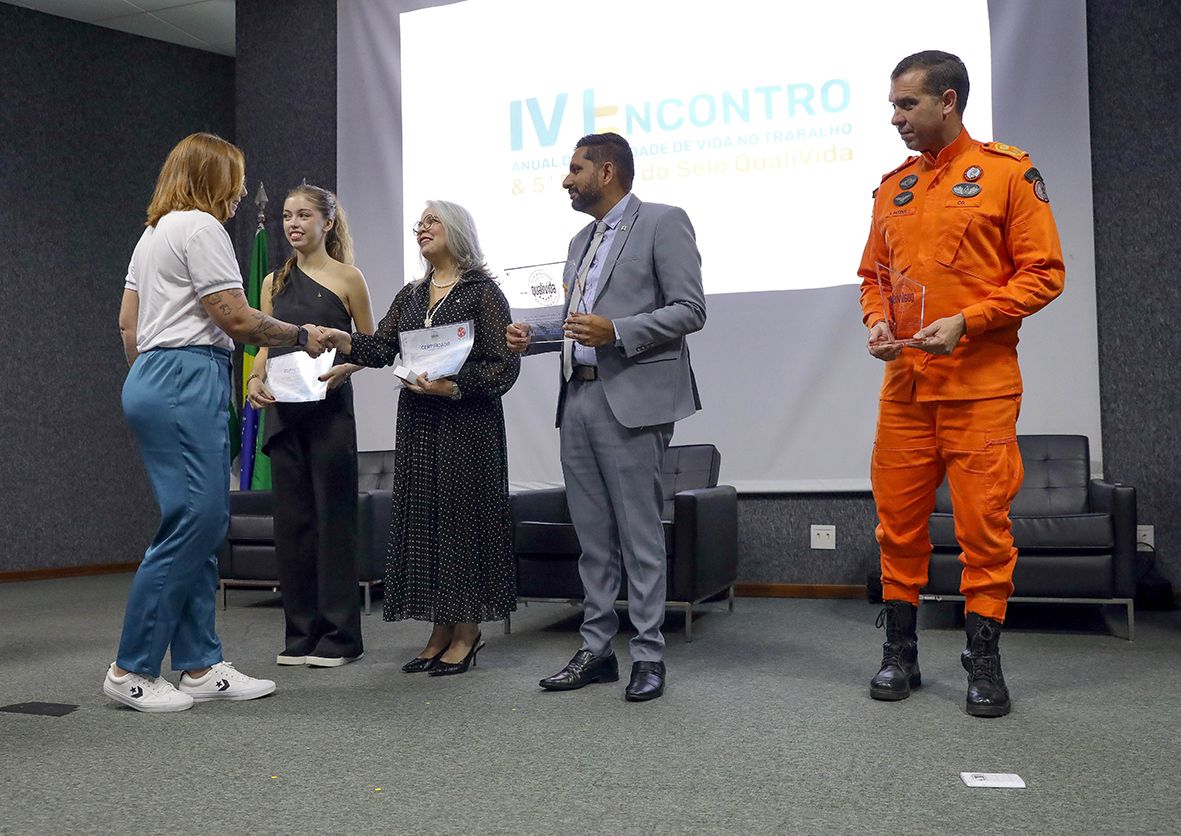 GDF premia secretarias e órgãos com selo de qualidade de vida no trabalho