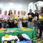 Goiás Bom de Bola entrega materiais esportivos em Nova Veneza