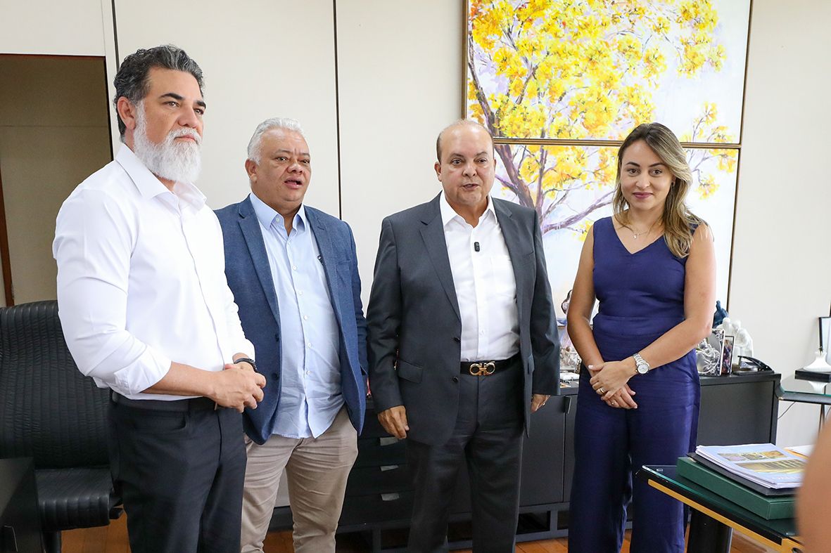 Governador Ibaneis Rocha autoriza nomeação de mais de 1,1 mil profissionais em saúde