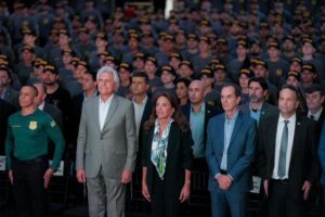 Governador ministra aula magna do 1ºcurso de pós-graduação em Execução de Polícia Penal