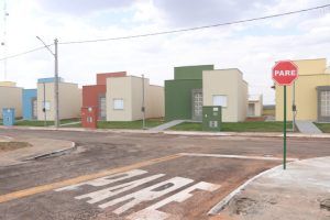 Governo entrega 44 casas a custo zero em Barro Alto