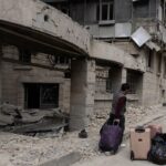 Israel lança nova onda de ataques antes de negociações de paz na ONU