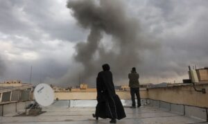 Israel lança novo ataque no coração de Teerã