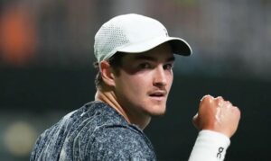 João Fonseca estreia bem e terá Kahachanov pela frente em Indian Wells