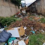 Limpeza de becos reforça combate ao descarte irregular em Ceilândia