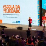 Livro com trabalhos de estudantes da rede pública do DF é lançado no 2º Congresso da Felicidade