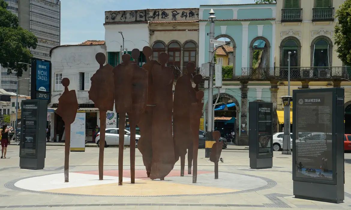 Longa da UFF vai investigar os ecos da escravidão no Brasil e no mundo