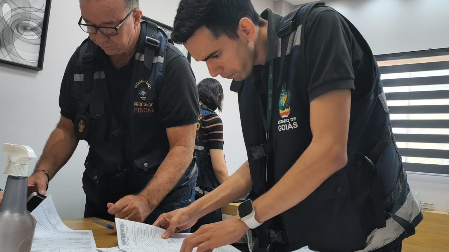 Operação conjunta autua distribuidoras por aumento injustificado em preços de combustível