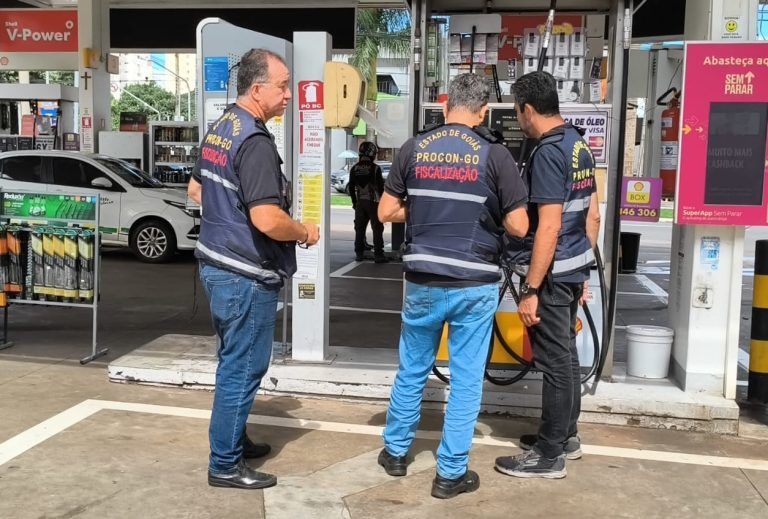 Operação fiscaliza postos para coibir aumento abusivo de preços