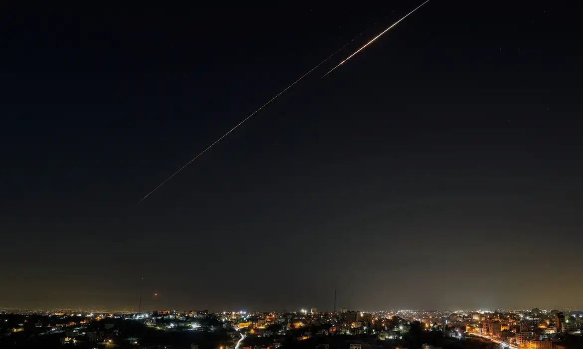 Paquistão recebe potências regionais para conversas sobre Irã