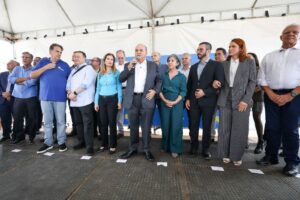 Praça Paulo Pestana é inaugurada no Lago Norte em homenagem a jornalista que marcou a história de Brasília