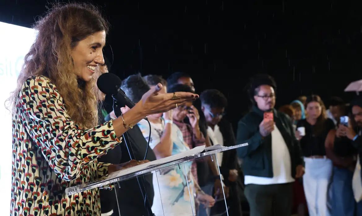 Prêmio TV Brasil Petrobras para Elas valoriza mulheres no futebol