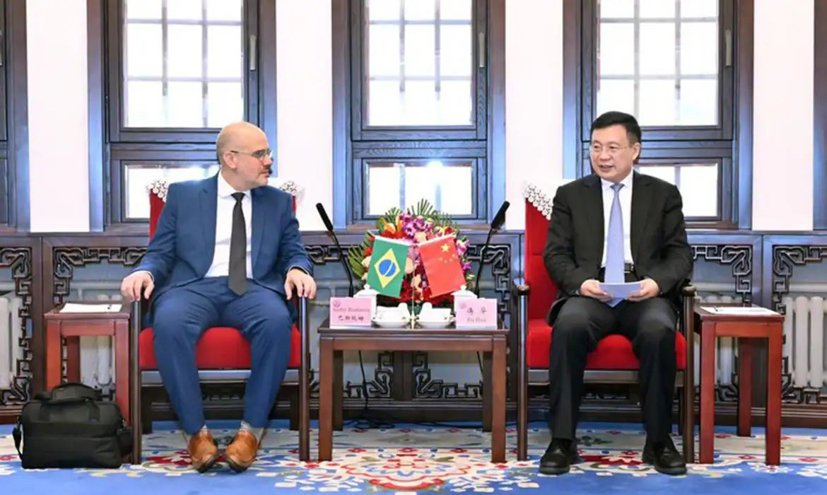 Presidente da EBC visita China e amplia projetos de cooperação