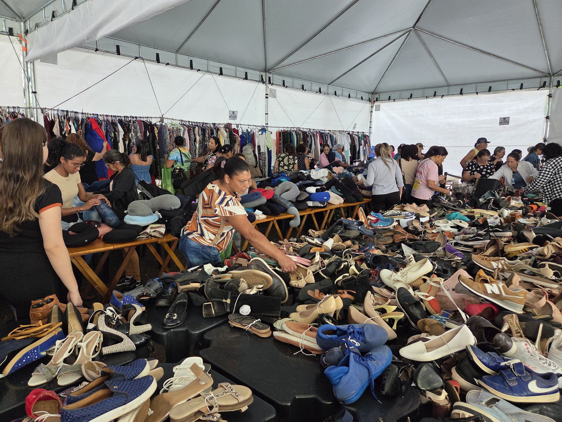 Rede Feminina inicia programação do Dia da Mulher com bazar no Hospital de Base