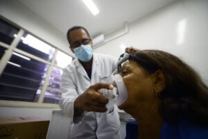 Rede pública de saúde do DF inicia entrega de equipamentos domiciliares para pacientes com problemas respiratórios