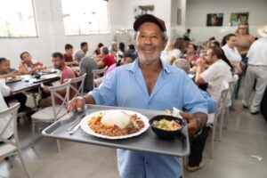 Restaurante do Bem inaugura em Niquelândia com capacidade para 500 refeições por dia
