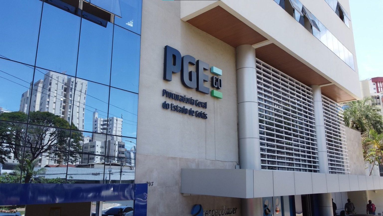 Seleção da PGE tem 450 vagas para estágio de pós-graduação em Direito