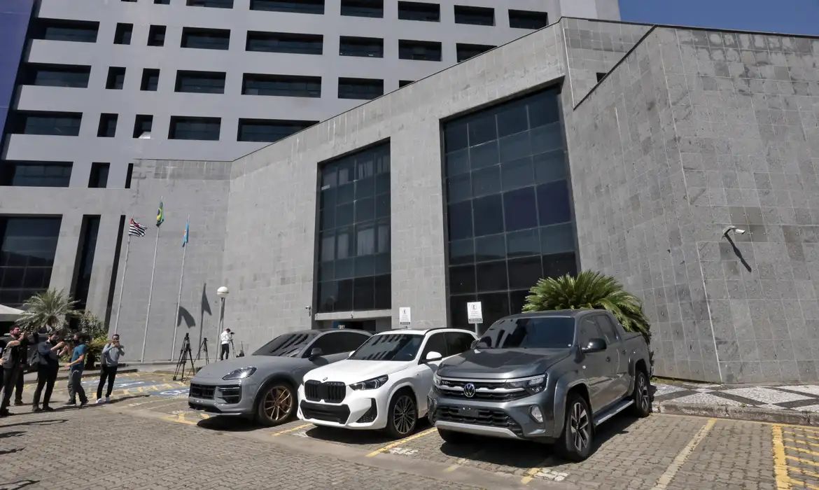 Ação da PF prende influenciadores envolvidos em lavagem de dinheiro