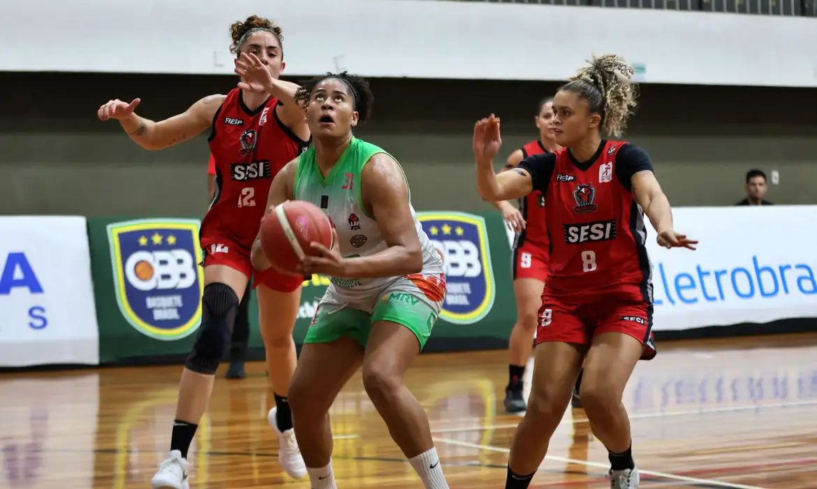 Basquete Feminino: TV Brasil transmite Sesi Araraquara X Santo André
