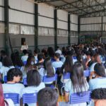 CED 01 do Riacho Fundo promove debate sobre cyberbullying