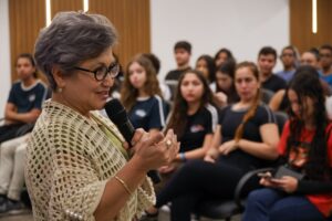 CIL do Gama orienta estudantes sobre seleção do Pontes para o Mundo 2026