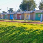 Governo entrega casas a custo zero a famílias de Taquaral de Goiás
