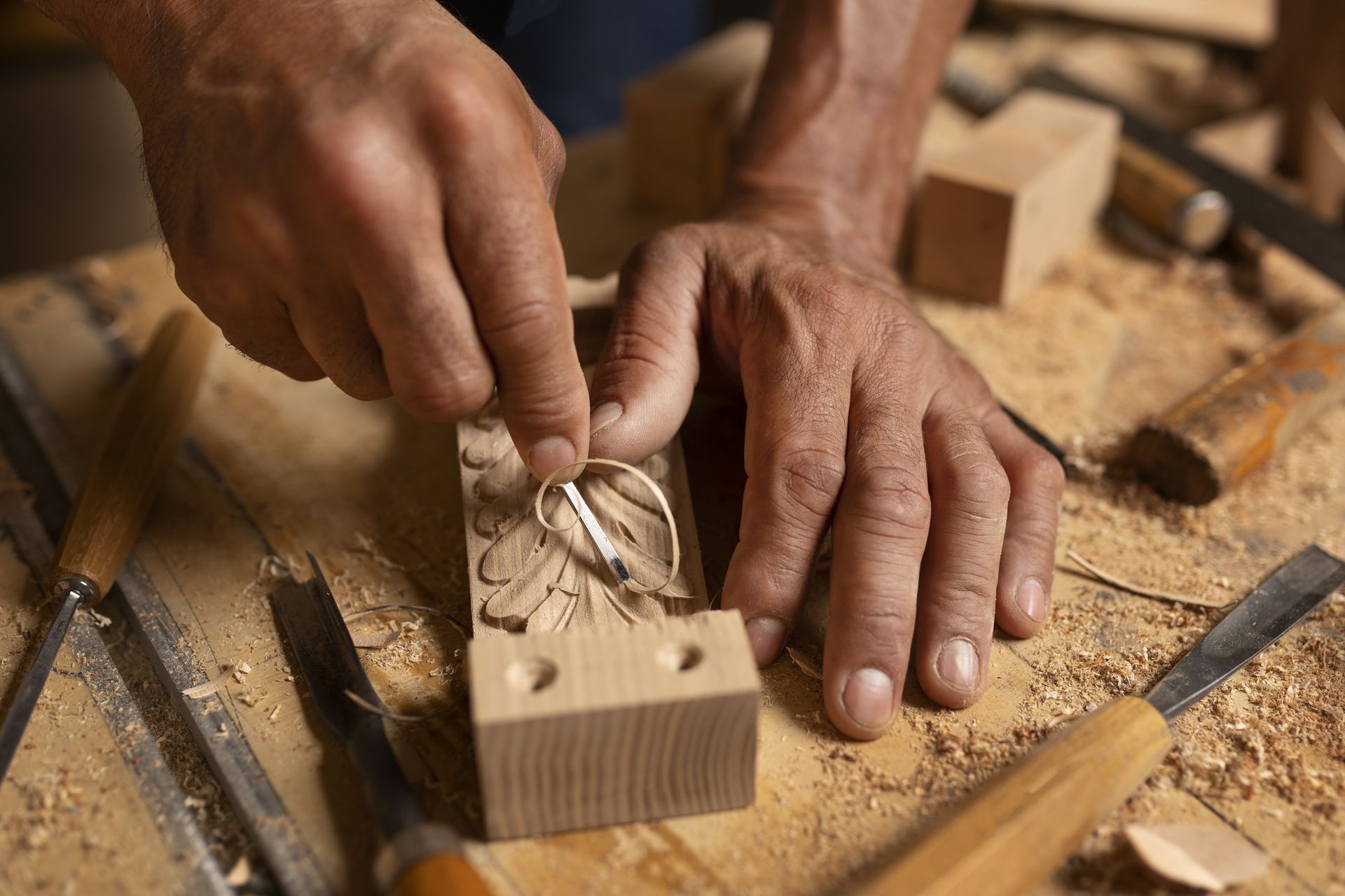 Inscrições para curso gratuito de criação com madeira e plástico no DF estão abertas