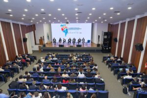 Lacen-GO participa da 1ª Conferência Internacional sobre Resistência aos Antimicrobianos