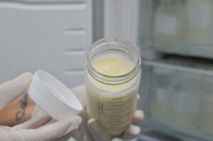 Mais de 4 mil recém-nascidos foram beneficiados com leite humano no Distrito Federal, este ano; saiba como doar