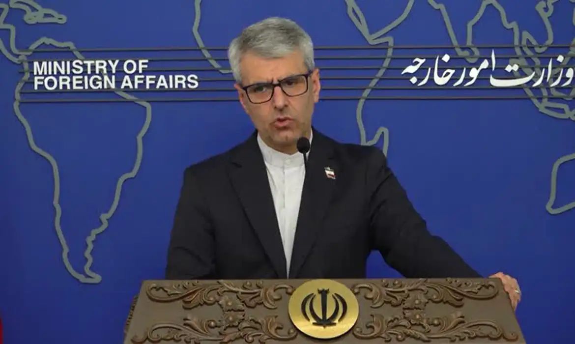 Teerã desmente Trump e nega ter pedido cessar-fogo