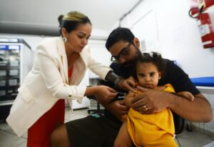 Vacinação contra febre amarela em crianças está abaixo da meta no DF