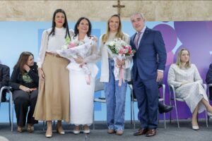 Cerimônia celebra nova procuradora-geral do DF e marca criação da Escola Jurídica da PGDF