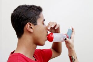 Falta de ar que vai e volta pode esconder asma fora de controle