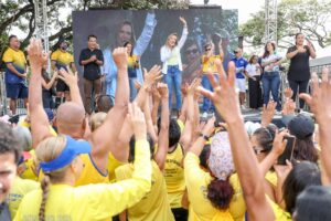 Ginástica nas Quadras reúne 1,5 mil pessoas no Parque da Cidade