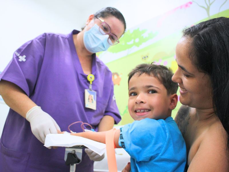 Laboratório de Análises Clínicas do Hospital da Criança de Brasília garante precisão em exames