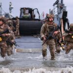 Marinhas brasileira e francesa fazem exercício na costa do Rio
