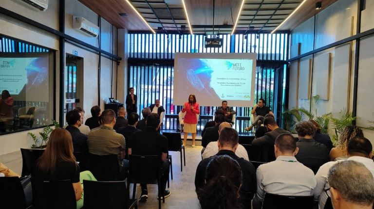 MCTI assina convênio para qualificação de jovens para produção de jogos digitais